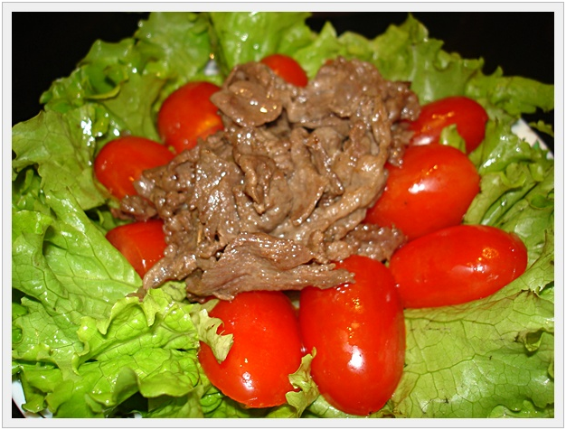 Thực đơn giảm cân thanh đạm với salad trộn thịt bò