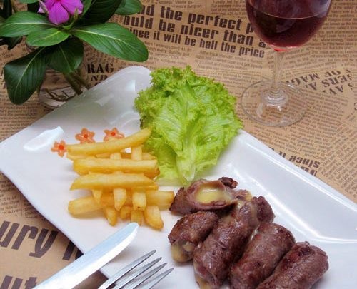 Tăng cân dễ dàng với bò cuộn phô mai