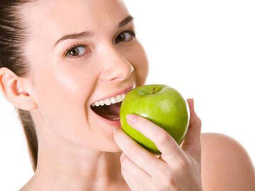 Nước ép táo giúp giảm cân như thế nào?